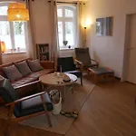 Lindenhof 2, Erdgeschoss *