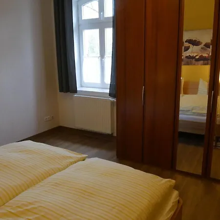 Lindenhof 2, Erdgeschoss * Vipperow